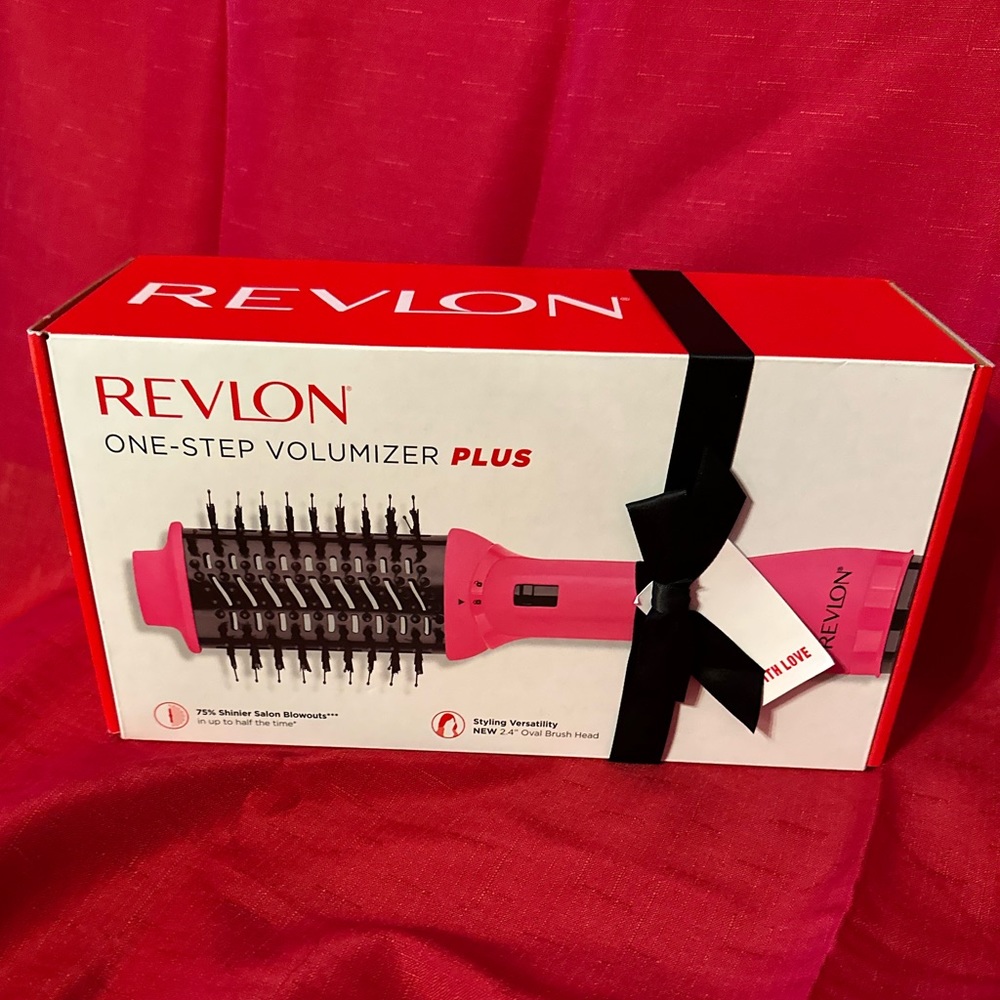 Revlon new in box One Step Volumizer Plus
